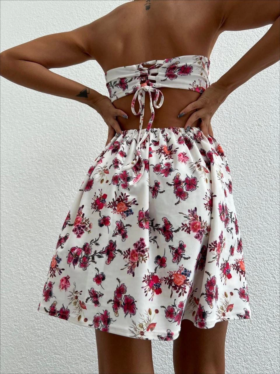 Straplez Romantik Mini Elbise