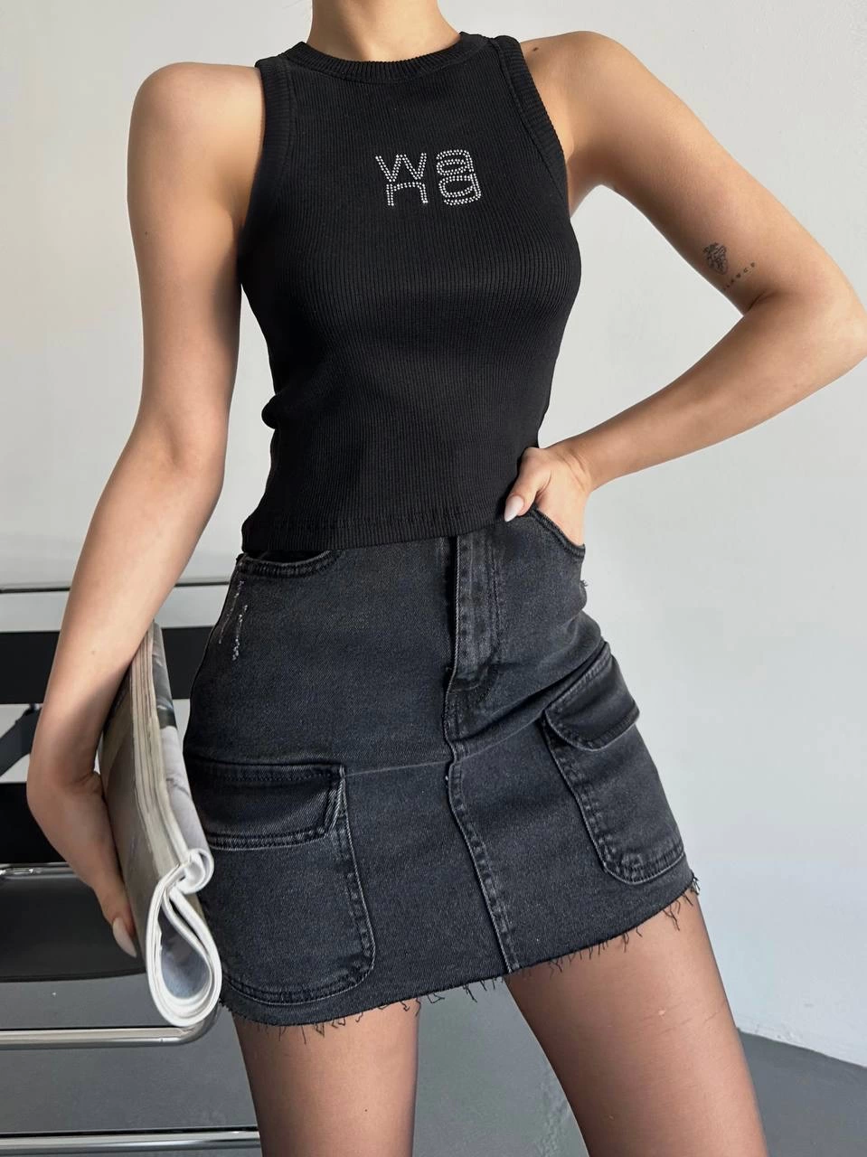 Taş Yazılı Siyah Basic Atlet