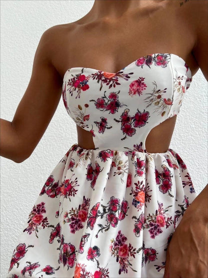 Straplez Romantik Mini Elbise