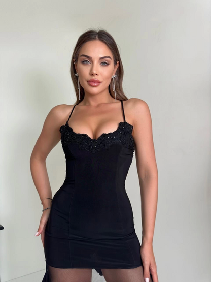 Tül Detaylı Gece Elbise